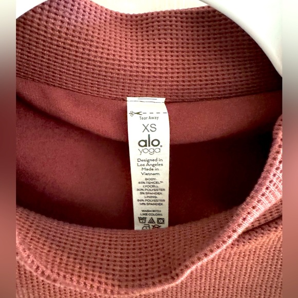 Alo Crop top size XS - Picture 4 of 5